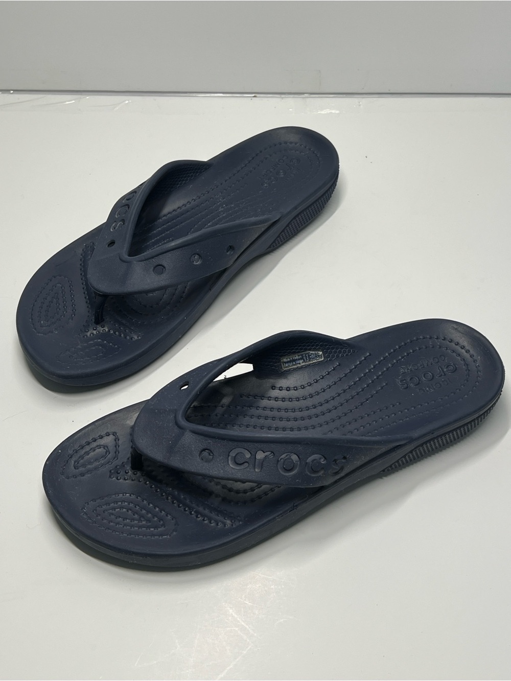 CROCS Men’s Size 6 Women’s Size 8 Navy Blue Waterproof Sandal Flip Flop